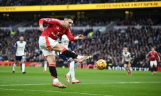 九游娱乐-曼联主场大胜西汉姆，重返前四