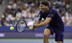 九游娱乐首页-西班牙网球队轻取世界网球队，兹维列夫制霸全场的简单介绍