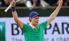 九游体育平台-拉沃尔杯逆转法网，辛纳扛起全队