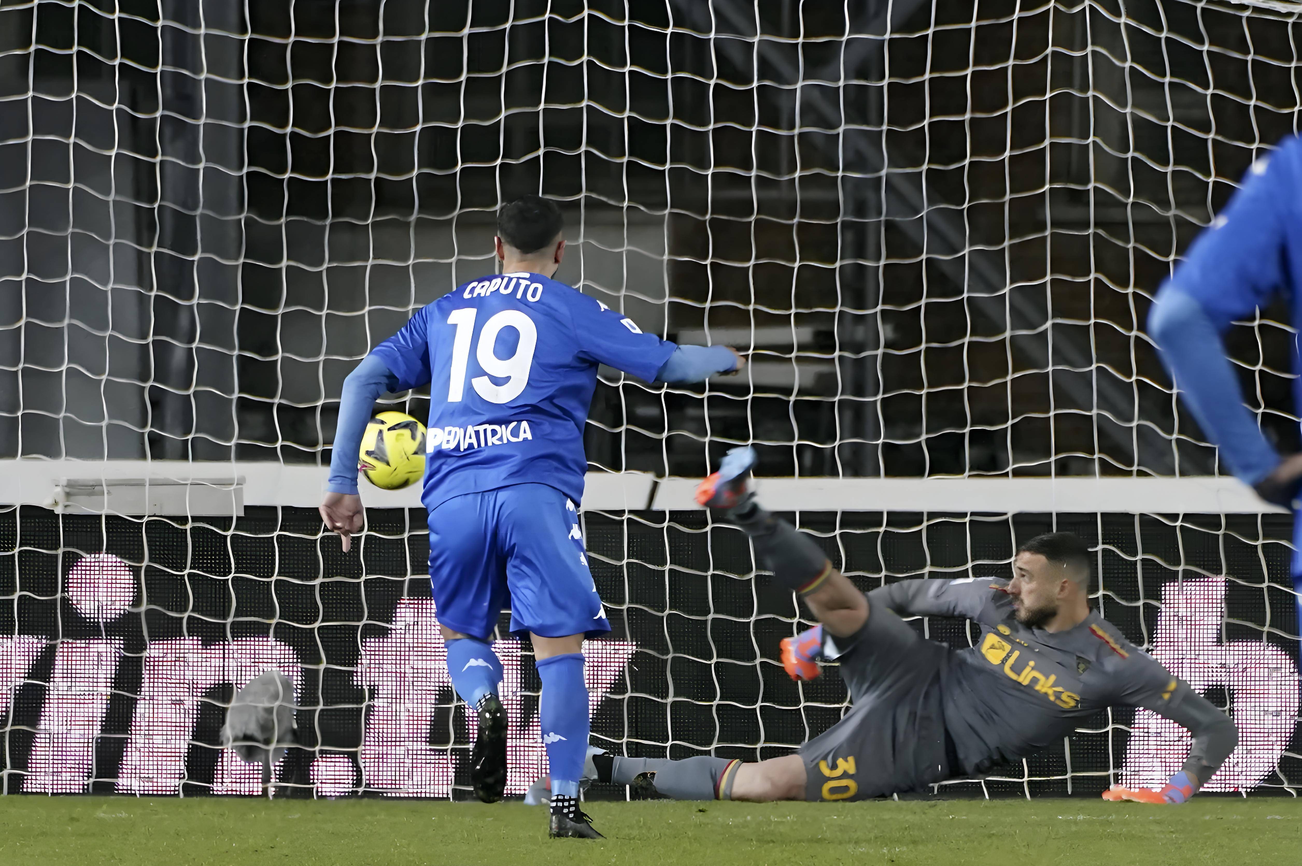 意甲球队备战下一轮比赛，球员训练积极