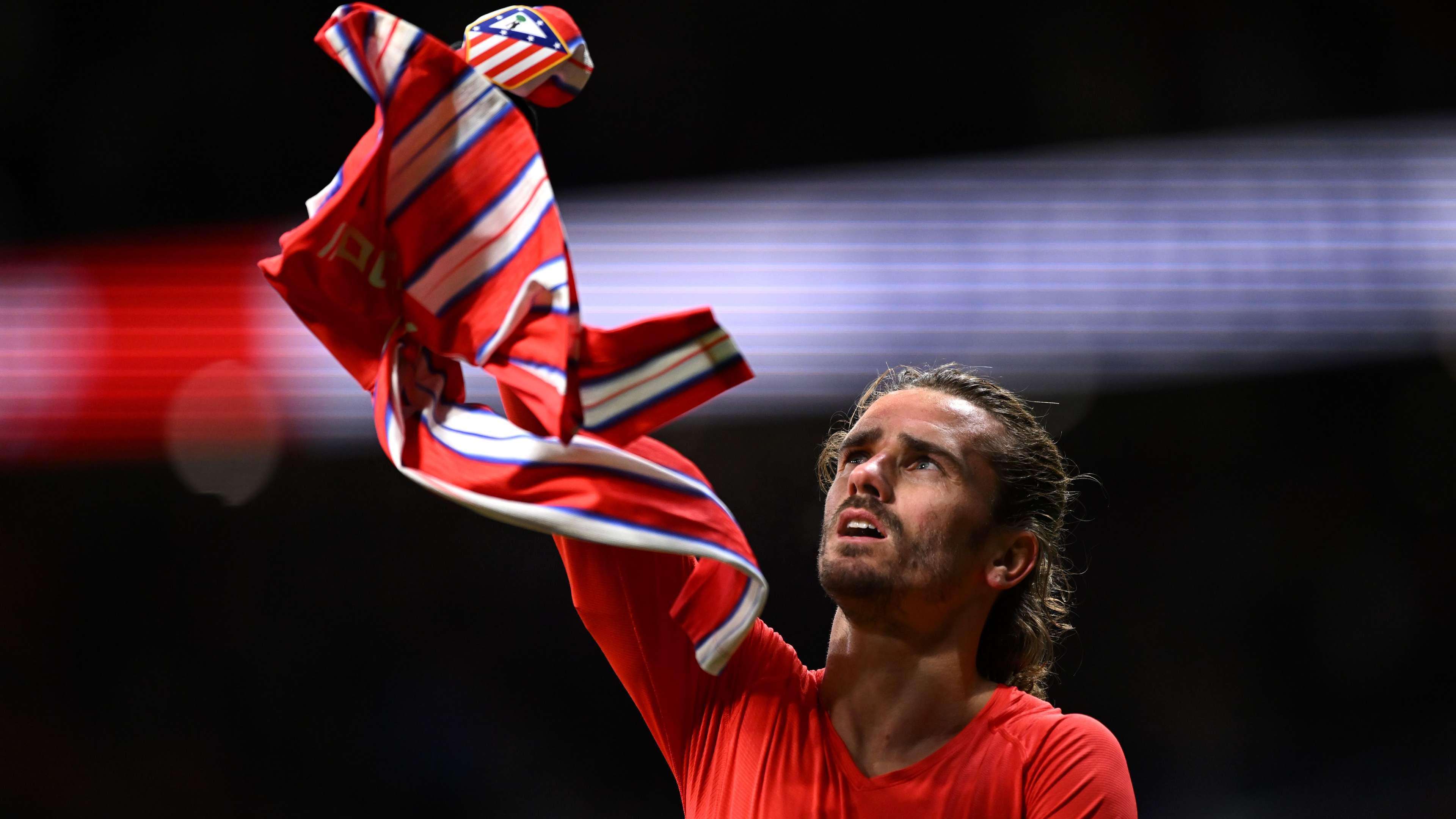 格列兹曼决定留在马竞，拒绝巴萨邀请