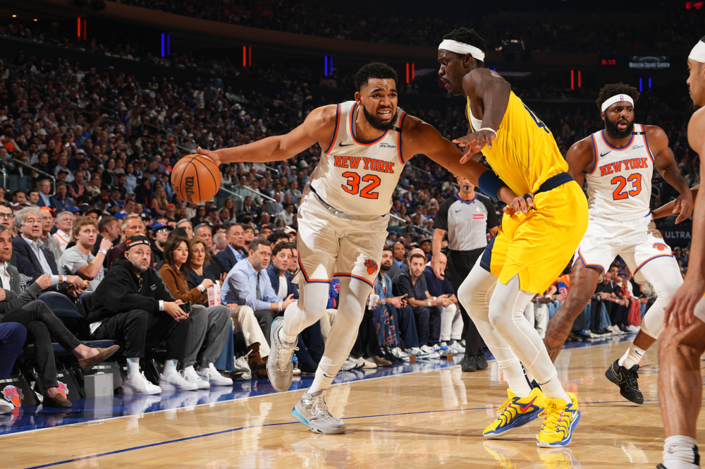 关于纽约尼克斯队全队表现精彩，主场取胜的信息