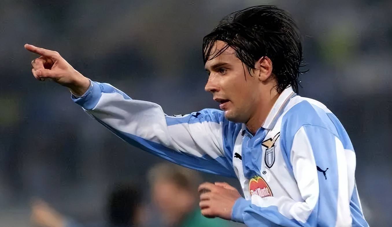 包含艾伦-伊巴卡正式加入76人，助力球队挑战总冠军的词条