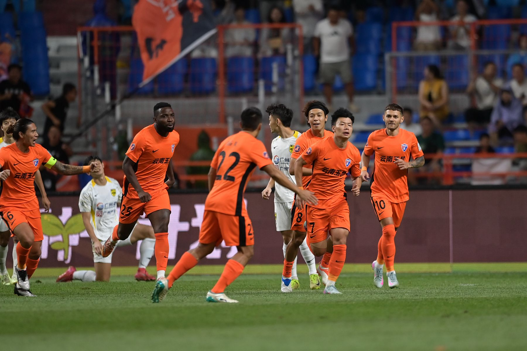 比赛前瞻：球队实力对比分析，看点十足的简单介绍