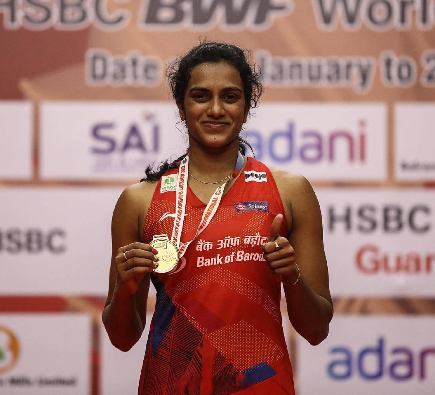 包含泰国羽毛球队血洗英格兰羽毛球队，辛杜关键制胜的词条