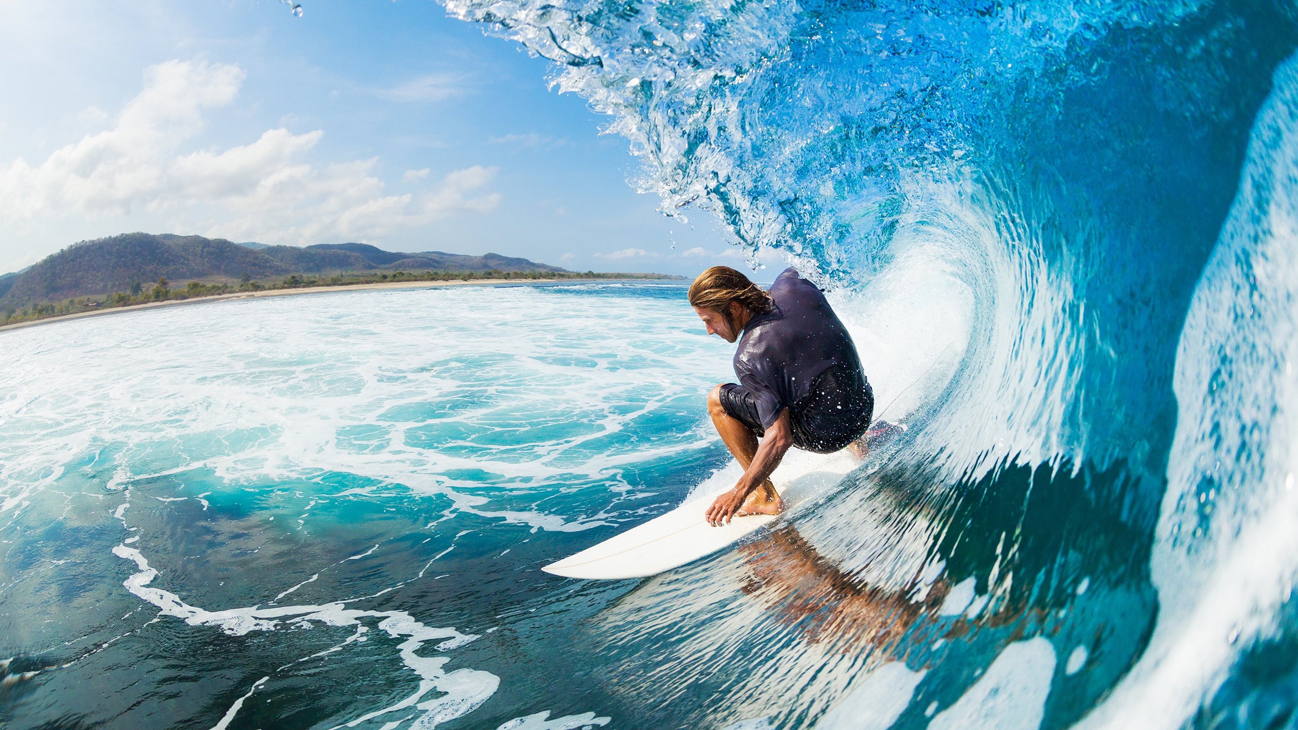 年度焦点之战，广东队轻取公牛，战术与意志的双重胜利